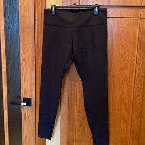 Black Lululemon align leggings